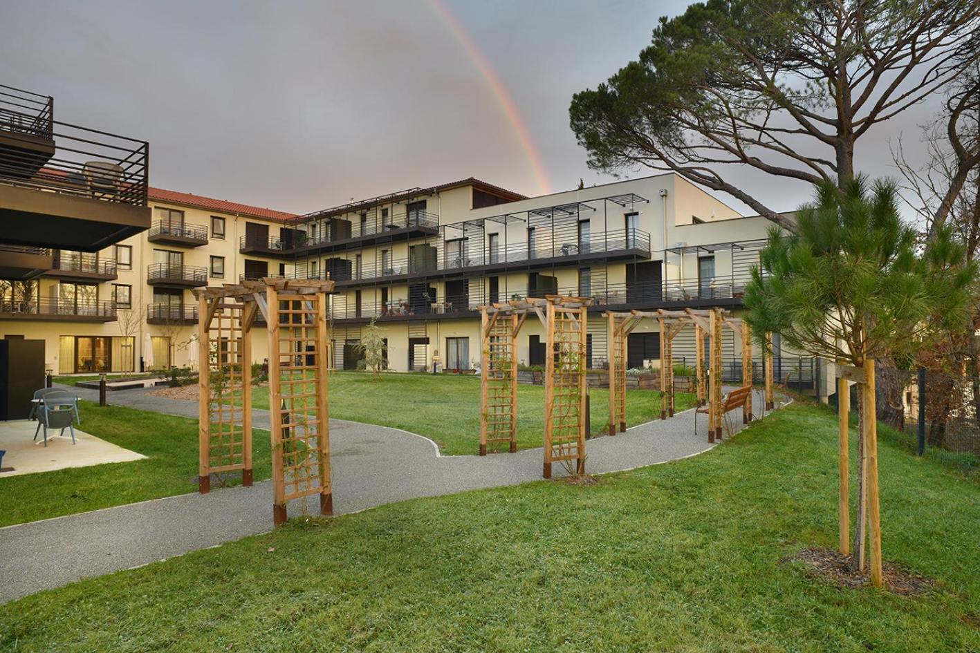Domitys L'Amarante Lejlighedshotel Cahors Eksteriør billede